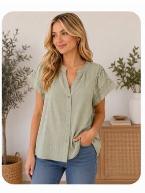 👚 2 Piece Falls Creek Sage Flutter Ruffle Sleeve Top with White Tank size Large